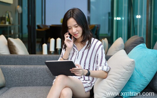 女孩子學翻譯好就業嗎?以后女翻譯一般工資多少？