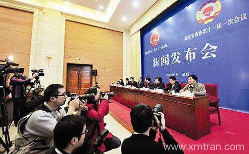發布會同聲翻譯一天費用多少錢，報價收費價格，費用價格報價？發布會同聲翻譯報價收費